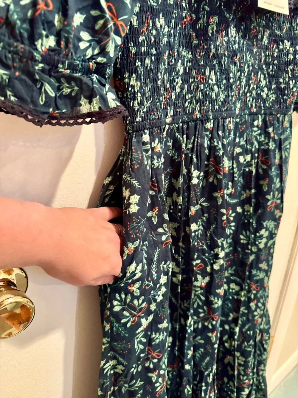 NWT Ivy City Co Gracie Dress in Holly - Picture 8 of 10